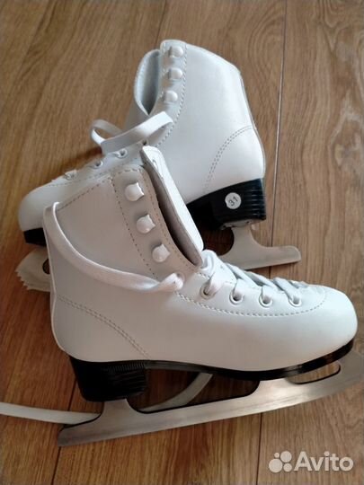 Коньки фигурные размер 31 и 32