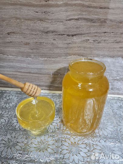 Мед белая акация