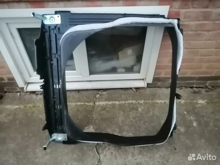 Ниша запасного колеса Jeep Grand Cherokee WK2