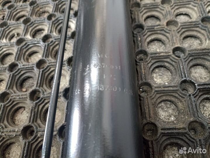 Цилиндр подъема кабины