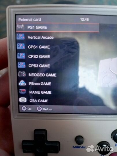 Продам портативную приставку