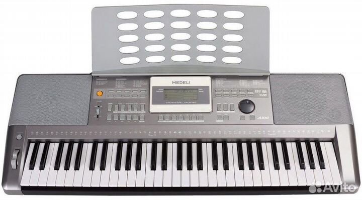 Medeli A 100 (синтезатор)