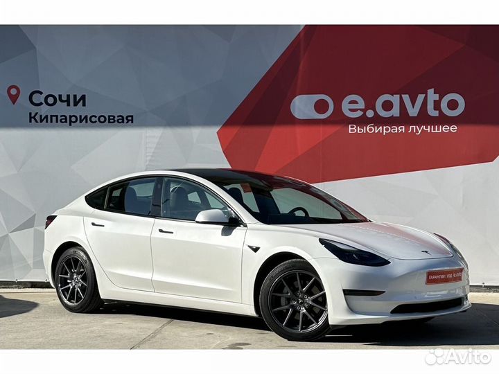 Tesla Model 3 346 л.с. AT, 2021, 17 000 км