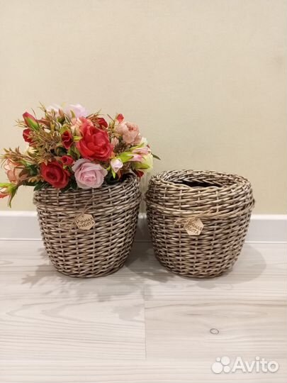 Кашпо из ротанга