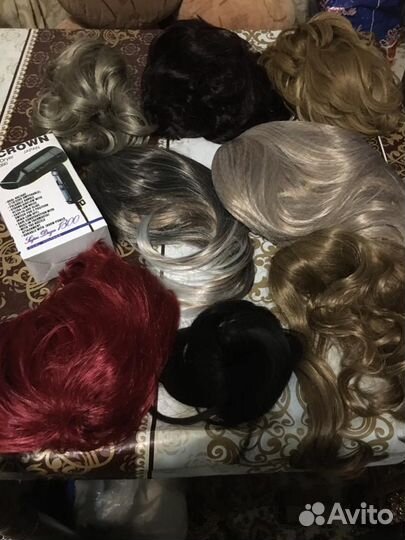 Женские парики и шиньоны для волос