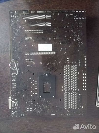 Материнская плата Asus H97-Plus
