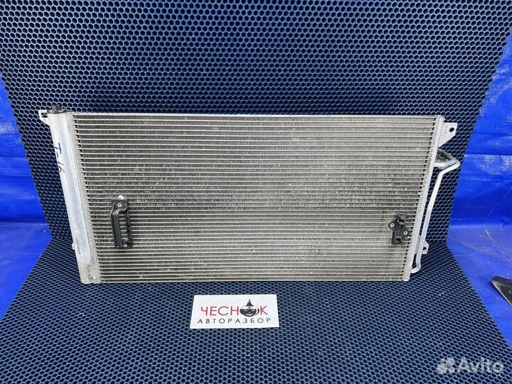 Радиатор кондиционера VW Touareg GP 2002-2010