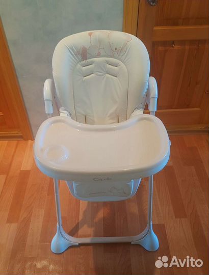 Стульчик для кормления capella