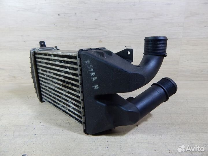 Интеркулер Opel Astra H