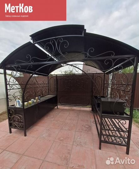 Беседка с мангалом
