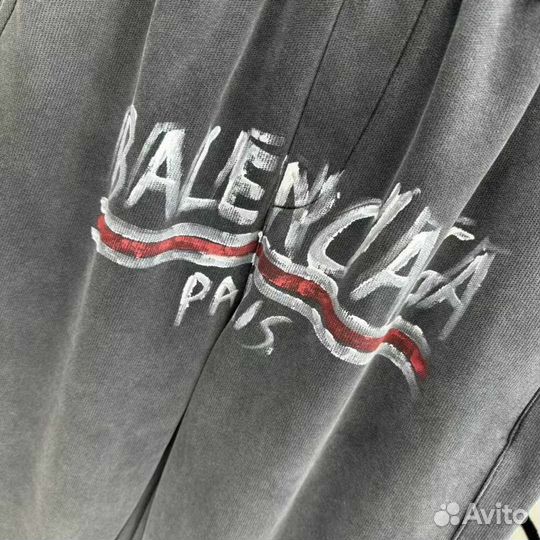 Классные брюки Balenciaga