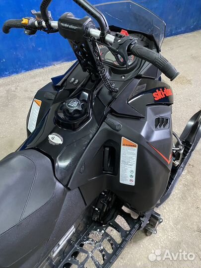 Снегоход BRP SKI-DOO summit SP 800R 154 etec