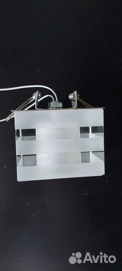 Светильник встраиваемый точечный