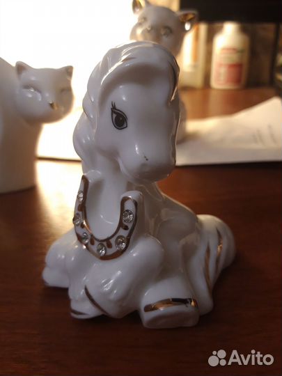 Фарфоровые фигурки животных