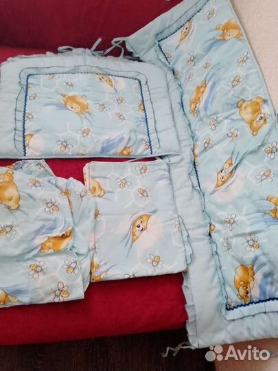 Бортики в детскую кроватку с балдахином