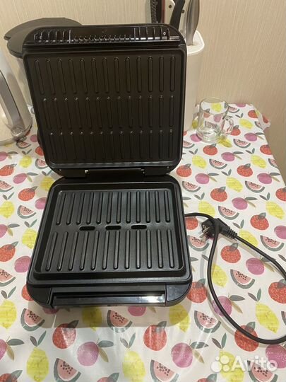 Гриль Starwind SSG9316