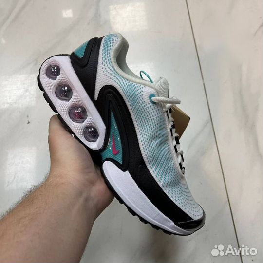 Кроссовки Nike Air Max DN 2024