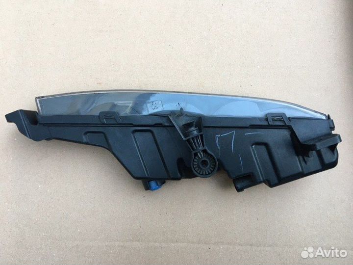 Противотуманная фара (птф) передняя левая Bmw 7