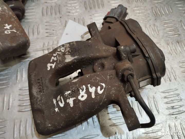 Задние суппорта Renault Scenic 3