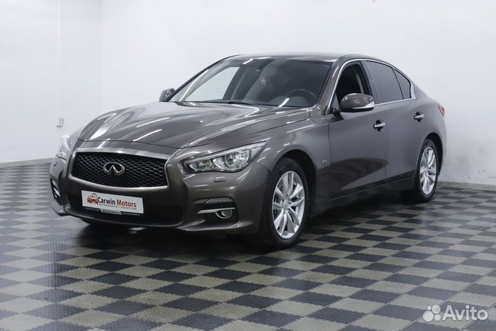 Infiniti Q50, 2015