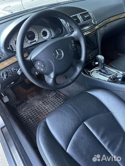 Mercedes-Benz E-класс 3.2 AT, 2003, 217 896 км