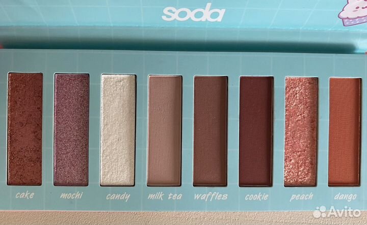 Soda #Mangaeyes eyeshadow palette