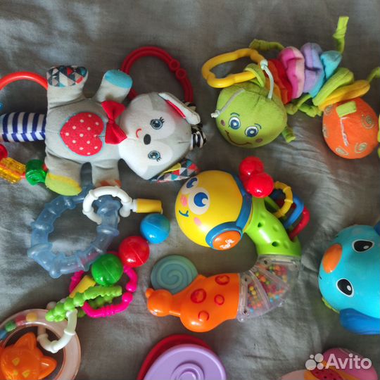 Детские игрушки до 1 года пакетом