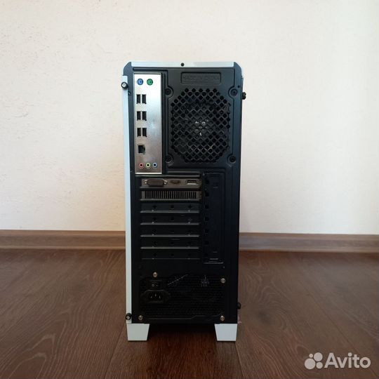 Продаю новый игровой компьютер