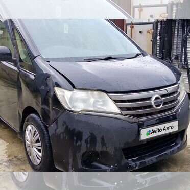Nissan Serena 2.0 CVT, 2013, битый, 195 000 км
