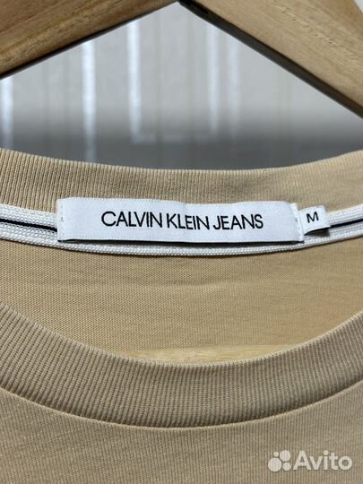 Футболка Calvin Klein