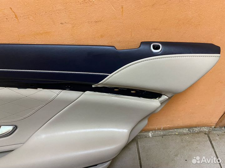 Обшивка задней правой двери Mercedes W222