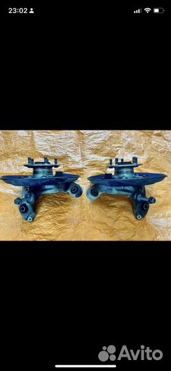 Задний кулак со ступицей accord 8