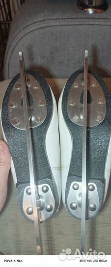 Коньки фигурные р 29-30 новые