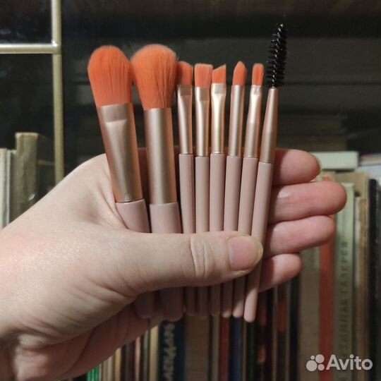 Кисти для макияжа, 8 штук