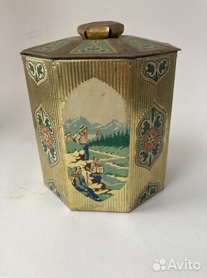 Жестяная банка из под чая