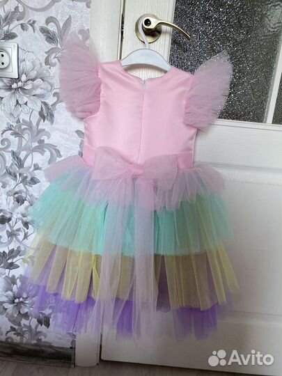 Нарядное платье для девочки