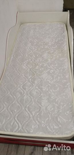 Детская кровать машина с матрасом