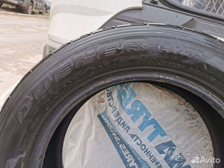 Bridgestone Dueler H/T 843 215/60 R17 96H