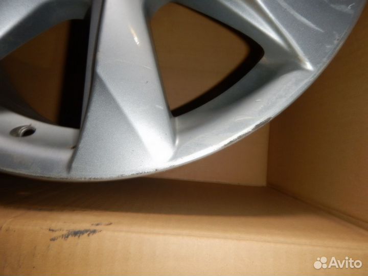 Диск колеса Lexus RX 4