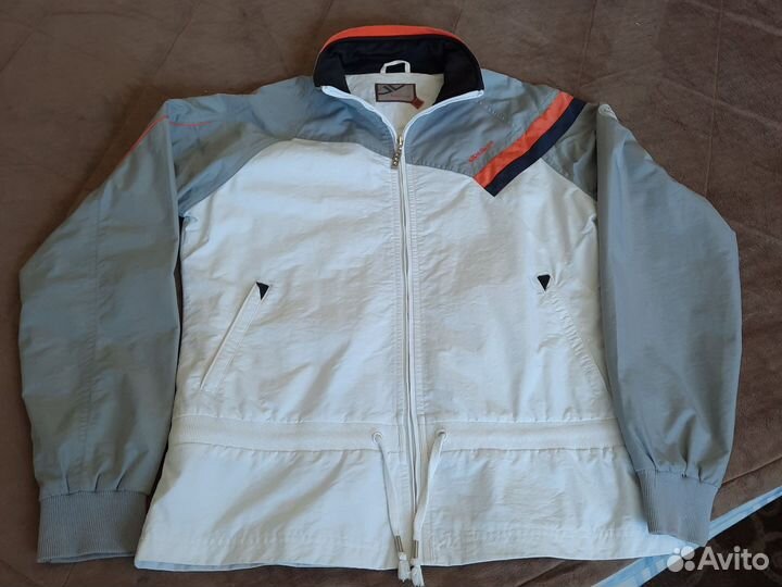 Спортивный костюм женский