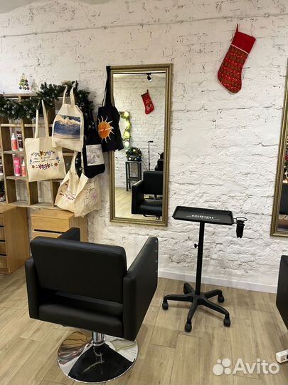 Кресло парикмахера в аренду