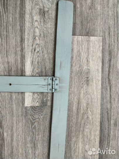 Упор -подставка для шпиля виолончели