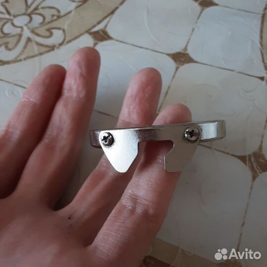 Прижимное кольцо от brother xl-5500,ml-65 и пр