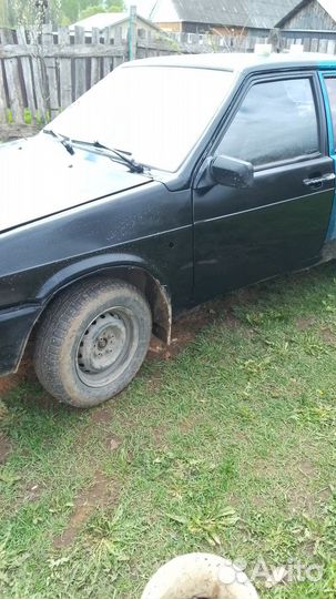 ВАЗ 21099 1.5 МТ, 1999, 300 000 км