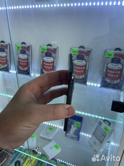 iPhone 11 Pro, 64 ГБ