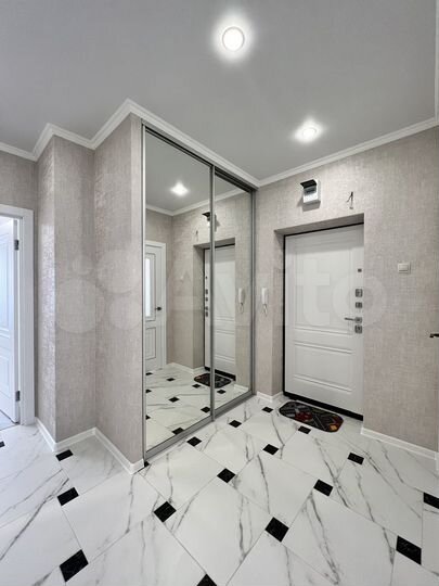 2-к. квартира, 63 м², 17/18 эт.