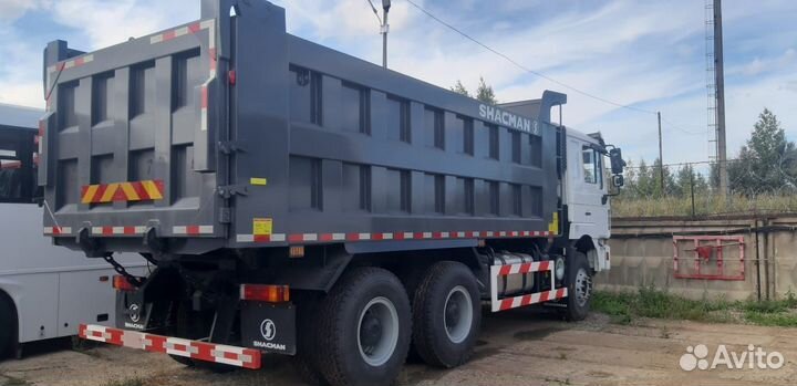 Shacman (Shaanxi) F3000, 2023