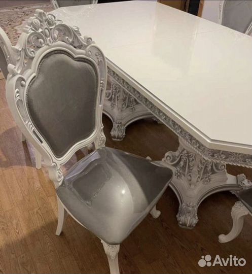 Стол и стулья Б/У