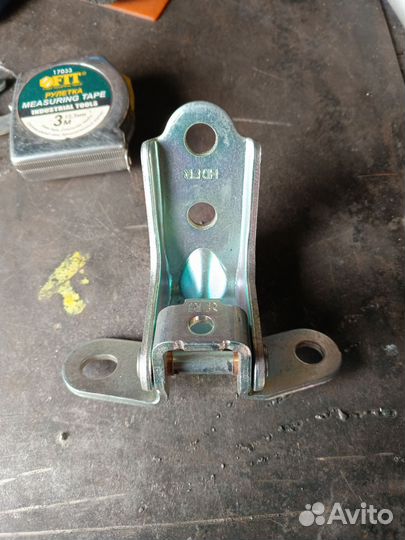 Петли двери kia sportage 3