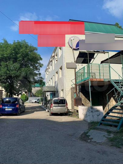 Комната 30 м² в > 9-к., 1/4 эт.